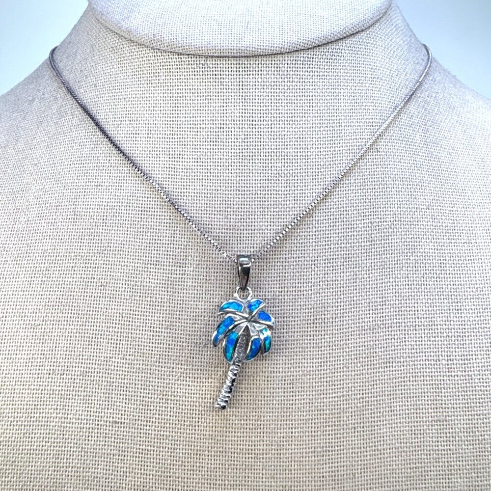 VTG Sterling Silver 925 Blue Opal Palm Tree Pendant Necklace Size 15.5" Length